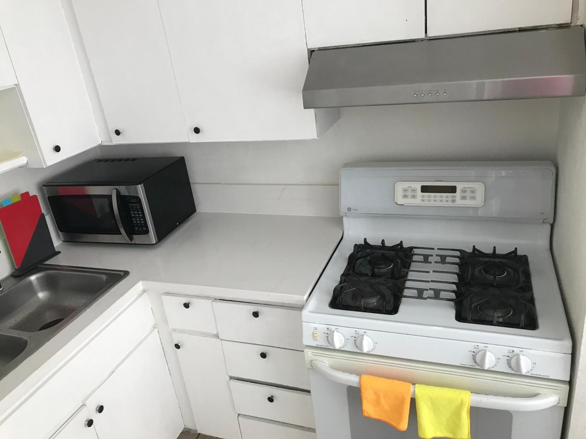 Super 1 Bedroom, Share Bathroom, Kitchen -2 Alloggio in famiglia